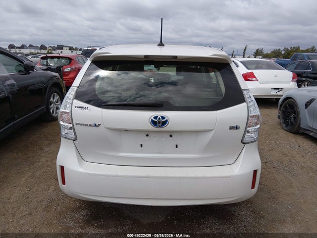 JTDZN3EU0E3324464 Toyota Prius V Five
