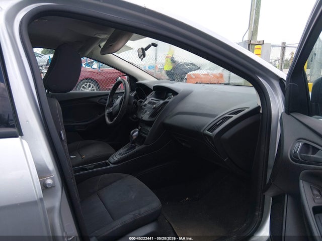 Продажа на аукционе авто 2015 Ford Focus S, vin: 1FADP3E2XFL298451, номер лота: 45222441