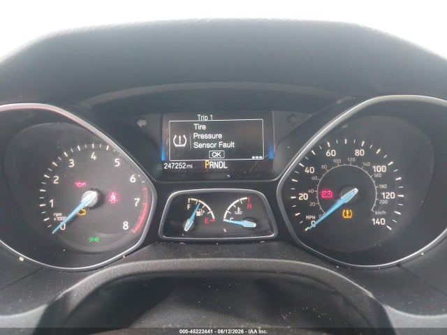Продажа на аукционе авто 2015 Ford Focus S, vin: 1FADP3E2XFL298451, номер лота: 45222441