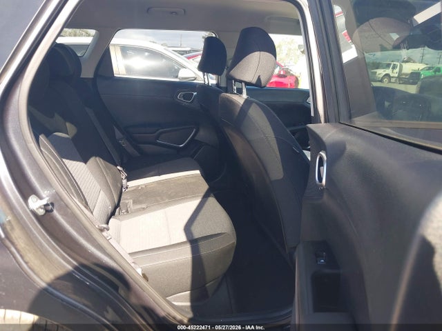 2021 Kia Soul S მანქანა იყიდება აუქციონზე, vin: KNDJ23AU1M7795428, აუქციონის ნომერი: 45222471