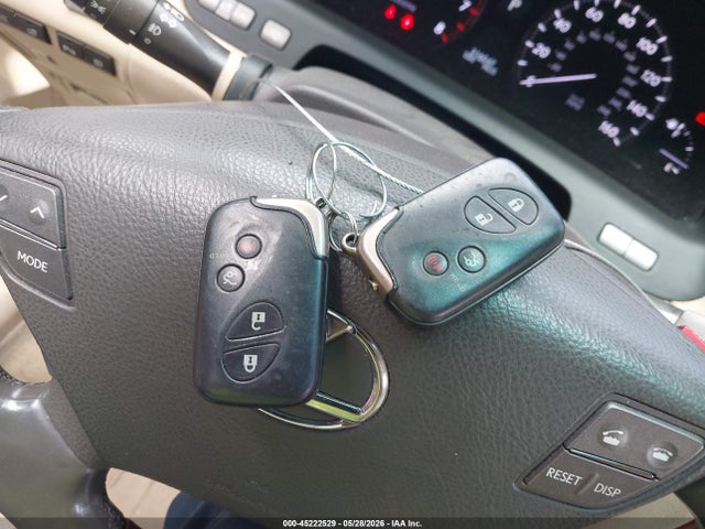 Продаж на аукціоні авто 2010 Lexus Ls 460, vin: JTHCL5EF8A5008400, номер лоту: 45222529
