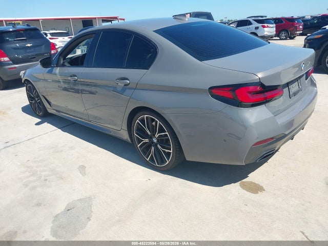 BMW 530I 2021 WBA53BH00MCF08129 Image 3