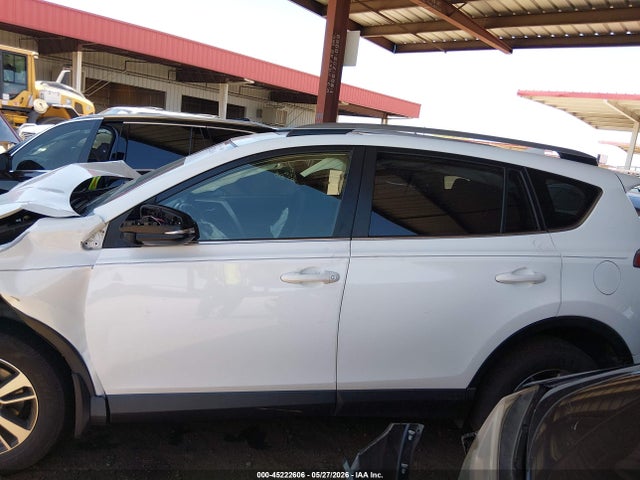 Продаж на аукціоні авто 2017 Toyota Rav4 Xle, vin: JTMWFREV3HJ714194, номер лоту: 45222606