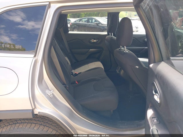 1C4PJMCB6KD341186 Jeep Cherokee Latitude 4x4