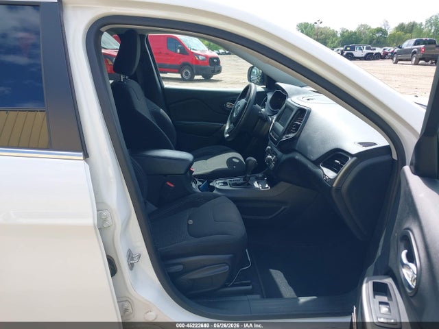 1C4PJMCB5KD449458 Jeep Cherokee Latitude 4x4