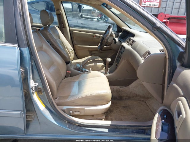 45222718 :رقم المزاد ، JT2BF28K5Y0257264 vin ، 2000 Toyota Camry Xle V6 مزاد بيع