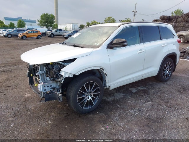 Продаж на аукціоні авто 2018 Toyota Highlander Se, vin: 5TDJZRFH2JS817643, номер лоту: 45222751