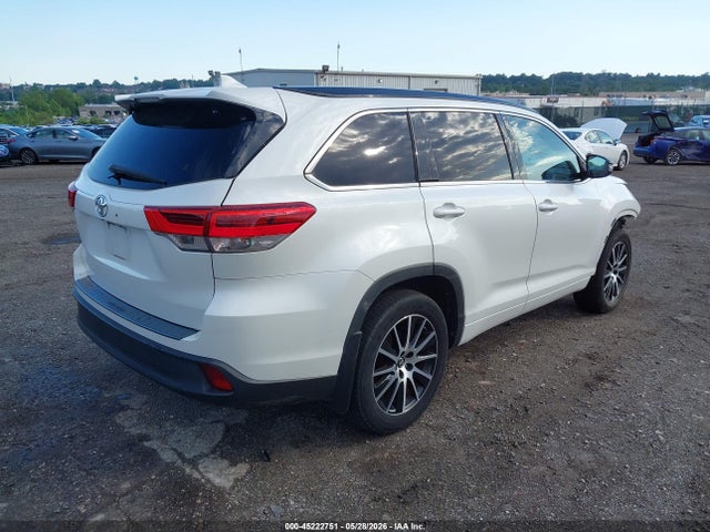 Продаж на аукціоні авто 2018 Toyota Highlander Se, vin: 5TDJZRFH2JS817643, номер лоту: 45222751