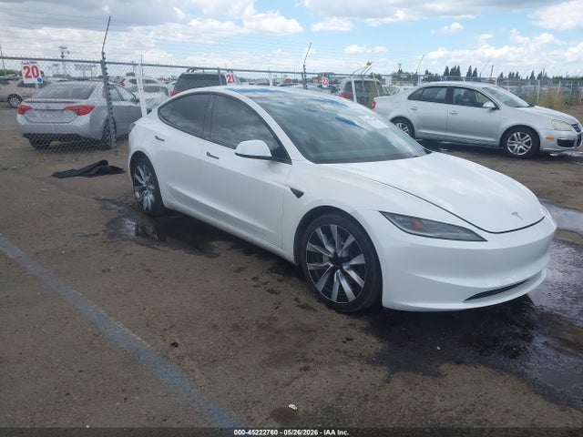 45222760 :رقم المزاد ، 5YJ3E1EB7RF810626 vin ، 2024 Tesla Model 3 Long Range Dual Motor All-wheel Drive مزاد بيع