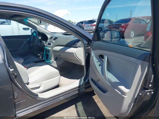 2010 Toyota Camry Le მანქანა იყიდება აუქციონზე, vin: JTNBF3EK6A3001264, აუქციონის ნომერი: 45222769