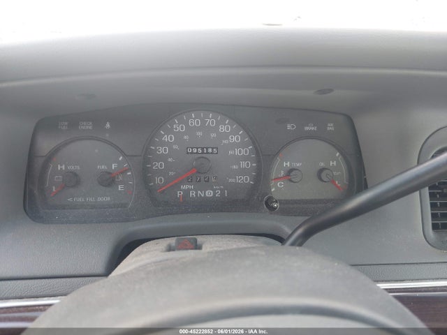 45222852 :رقم المزاد ، 2MEFM74W33X652895 vin ، 2003 Mercury Grand Marquis Gs مزاد بيع