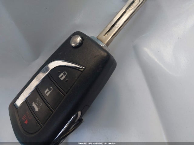 5YFB4MDE8PP034844 Toyota COROLLA LE