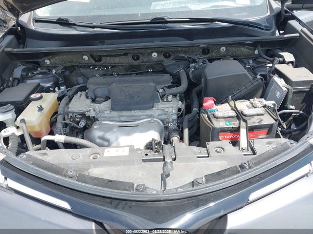 2017 Toyota Rav4 Le მანქანა იყიდება აუქციონზე, vin: JTMZFREV8HJ122772, აუქციონის ნომერი: 45222903