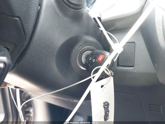 2017 Toyota Rav4 Le მანქანა იყიდება აუქციონზე, vin: JTMZFREV8HJ122772, აუქციონის ნომერი: 45222903