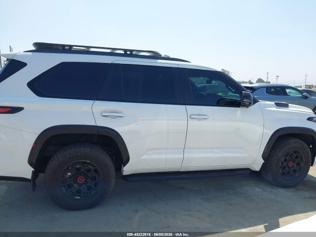 7SVAAABA7RX038557 Toyota Sequoia Trd Pro