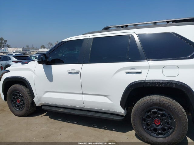 7SVAAABA7RX038557 Toyota Sequoia Trd Pro