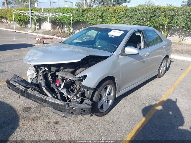 2014 Toyota Camry Se მანქანა იყიდება აუქციონზე, vin: 4T1BF1FK5EU843435, აუქციონის ნომერი: 45222948