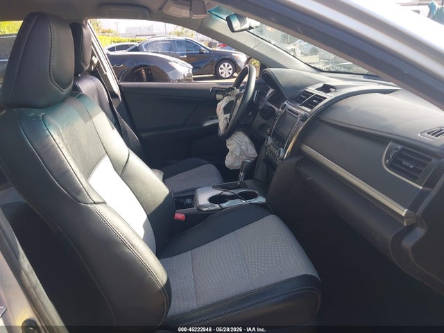 2014 Toyota Camry Se მანქანა იყიდება აუქციონზე, vin: 4T1BF1FK5EU843435, აუქციონის ნომერი: 45222948