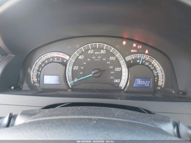 2014 Toyota Camry Se მანქანა იყიდება აუქციონზე, vin: 4T1BF1FK5EU843435, აუქციონის ნომერი: 45222948