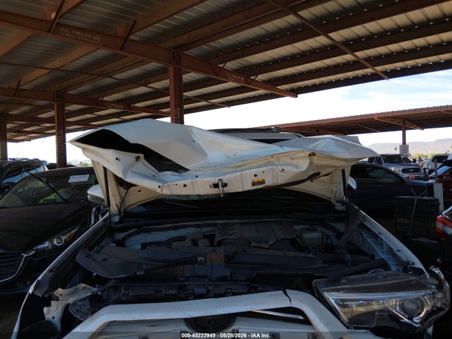 Toyota 4runner Limited 2021 JTEKU5JR6M5957924 Image 10