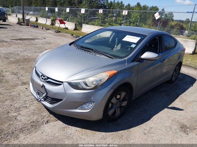 Продажа на аукционе авто 2013 Hyundai Elantra Gls, vin: KMHDH4AE1DU951197, номер лота: 45222964