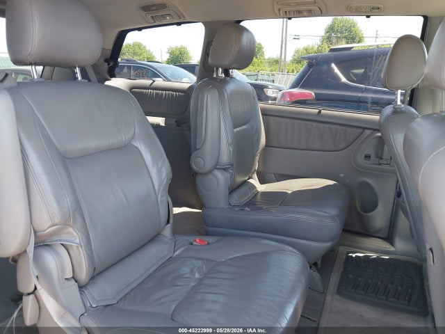 Продажа на аукционе авто 2004 Toyota Sienna Xle, vin: 5TDZA22C34S105626, номер лота: 45222999