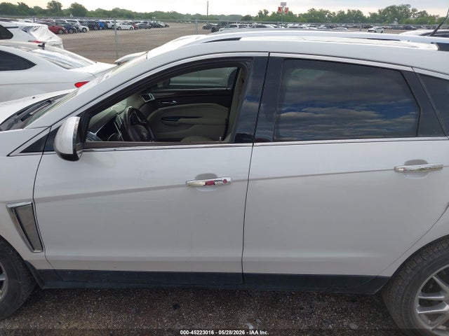 2014 Cadillac Srx Performance Collection მანქანა იყიდება აუქციონზე, vin: 3GYFNCE33ES545071, აუქციონის ნომერი: 45223016