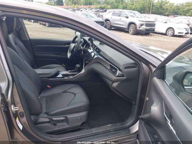 4T1B11HKXKU772031 Toyota CAMRY SE