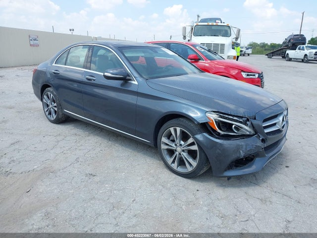 45223067 :رقم المزاد ، 55SWF4KB6FU039232 vin ، 2015 Mercedes-benz C 300 4matic مزاد بيع