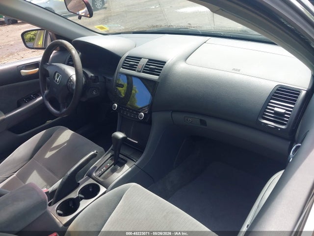Продаж на аукціоні авто 2003 Honda Accord 2.4 Lx, vin: 1HGCM56373A042679, номер лоту: 45223071