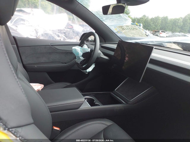 45223138 :رقم المزاد ، 7SAYGDED0TA686192 vin ، 2026 Tesla Model Y Premium Rear-wheel Drive/rear-wheel Drive مزاد بيع