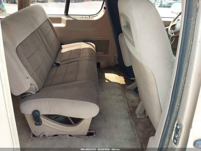 45223143 :رقم المزاد ، 1FMDA31U0PZB80213 vin ، 1993 Ford Aerostar مزاد بيع