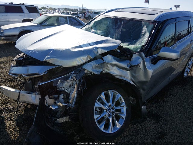 Toyota Highlander Limited 2023 5TDKDRBH3PS041010 Image 6