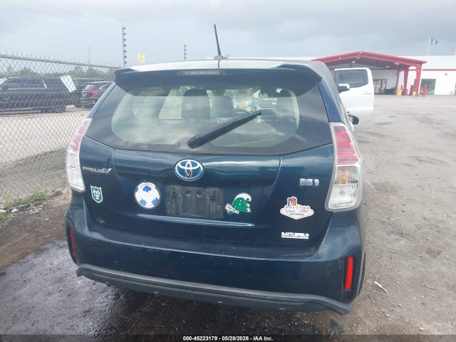 Продажа на аукционе авто 2017 Toyota Prius V Four, vin: JTDZN3EUXHJ064834, номер лота: 45223179