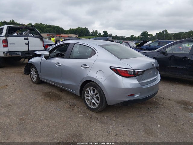 Aukcja sprzedaży 2017 Toyota Yaris Ia, vin: 3MYDLBYVXHY186542, numer aukcji: 45223186