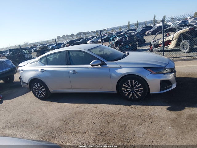 1N4BL4DV7PN396024 Nissan Altima Sv Fwd