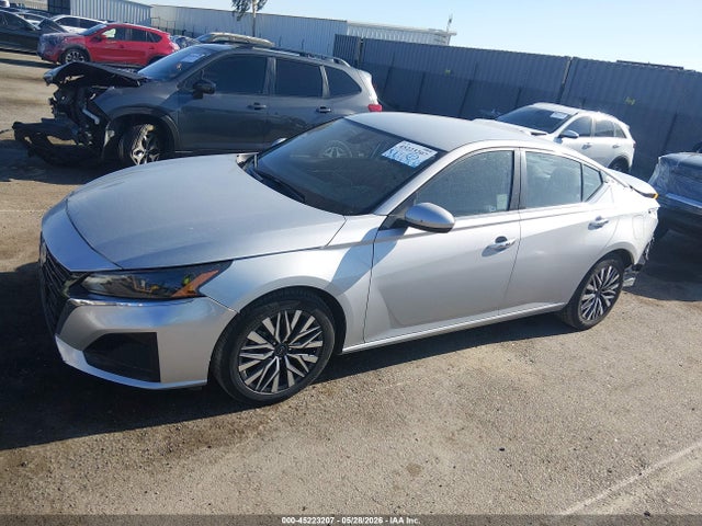1N4BL4DV7PN396024 Nissan Altima Sv Fwd