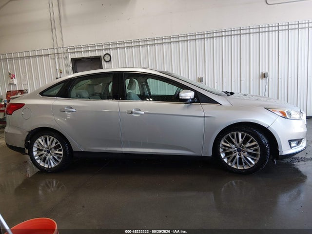 Aukcja sprzedaży 2017 Ford Focus Titanium, vin: 1FADP3J25HL287818, numer aukcji: 45223222