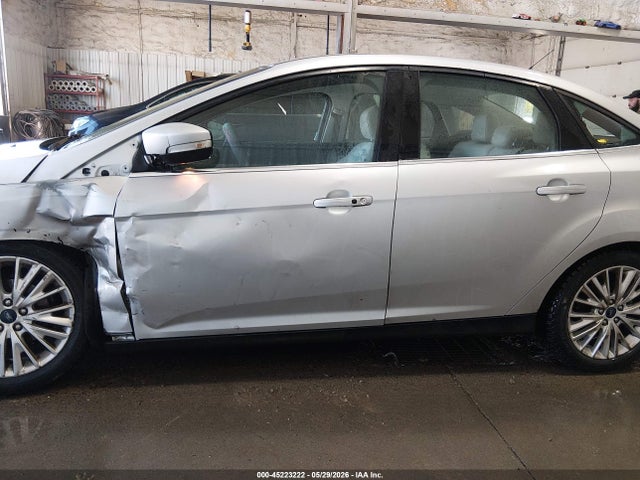 Aukcja sprzedaży 2017 Ford Focus Titanium, vin: 1FADP3J25HL287818, numer aukcji: 45223222