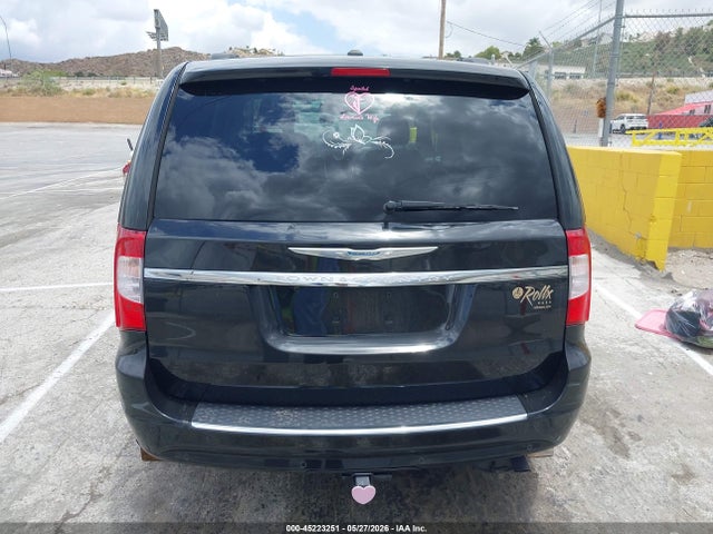 2016 Chrysler Town & Country Touring-l მანქანა იყიდება აუქციონზე, vin: 2C4RC1CG8GR233282, აუქციონის ნომერი: 45223251
