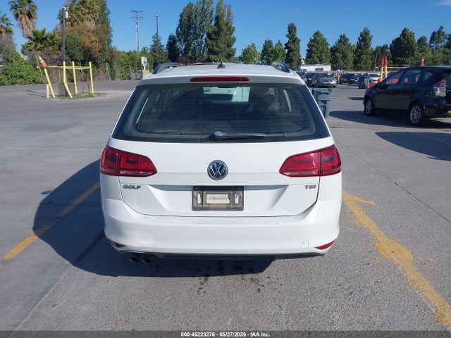 Продажа на аукционе авто 2015 Volkswagen Golf Sportwagen Tsi S 4-door, vin: 3VWC17AU0FM504121, номер лота: 45223276