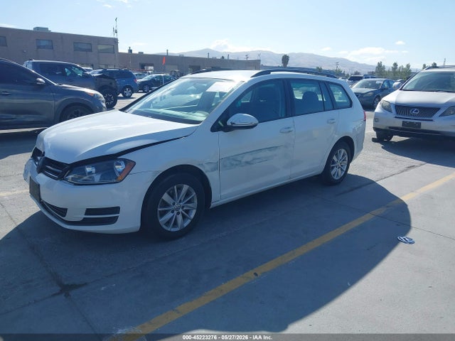 Продажа на аукционе авто 2015 Volkswagen Golf Sportwagen Tsi S 4-door, vin: 3VWC17AU0FM504121, номер лота: 45223276