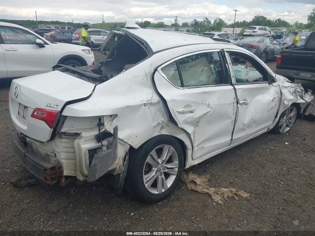 45223284 :رقم المزاد ، 19VDE1F35DE020664 vin ، 2013 Acura Ilx 2.0l مزاد بيع
