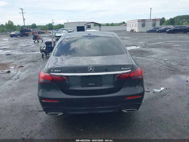 45223294 :رقم المزاد ، W1KZF8EB4MA905572 vin ، 2021 Mercedes-benz E 350 4matic مزاد بيع