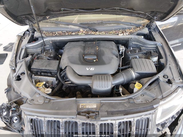 1C4RJFAG8FC158323 Jeep Grand Cherokee Laredo