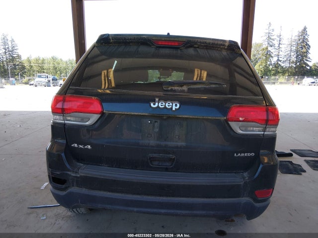 1C4RJFAG8FC158323 Jeep Grand Cherokee Laredo