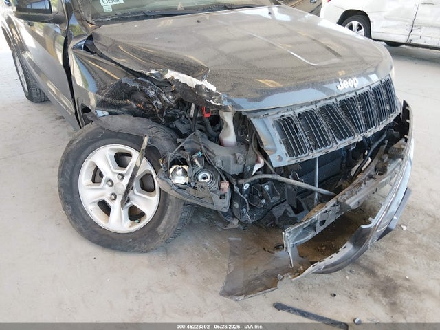 1C4RJFAG8FC158323 Jeep Grand Cherokee Laredo