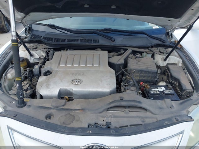 45223318 :رقم المزاد ، 4T1BK3EK7BU627882 vin ، 2011 Toyota Camry Le V6 مزاد بيع