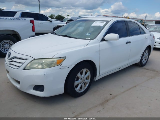 45223318 :رقم المزاد ، 4T1BK3EK7BU627882 vin ، 2011 Toyota Camry Le V6 مزاد بيع