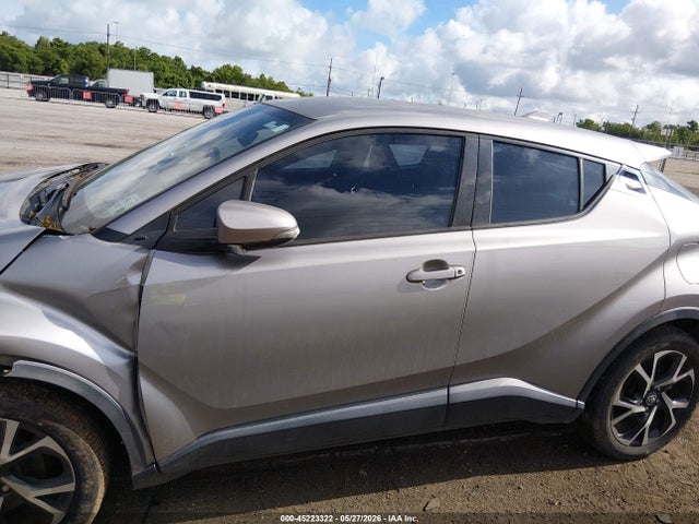 NMTKHMBX2JR032514 Toyota C-HR XLE